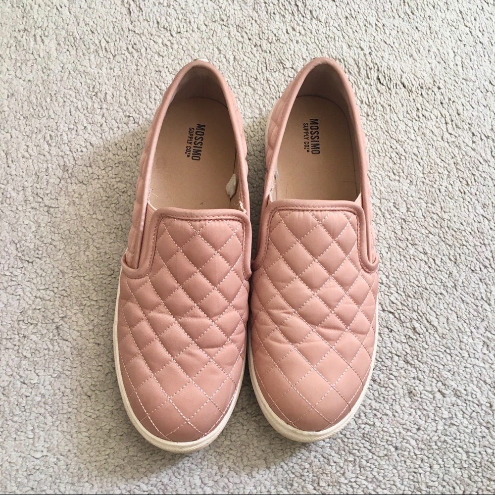 Mossimo Slip On Shoes - Picture 2 of 4